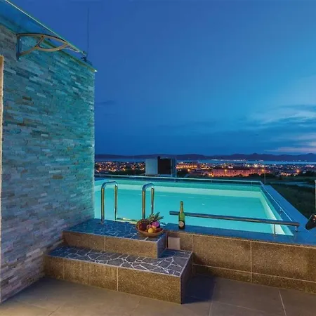 别墅 Panorama With Rooftop Pool Ploce (Zadar)