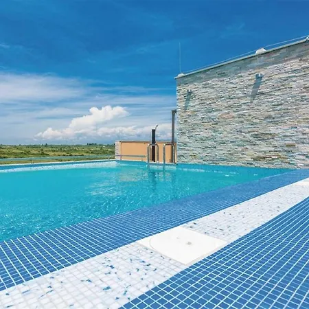 Villa Panorama With Rooftop Pool *