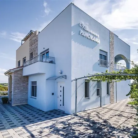 Panorama With Rooftop Pool *