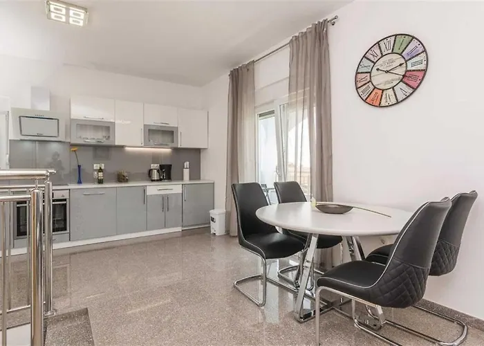 וילה Panorama With Rooftop Pool