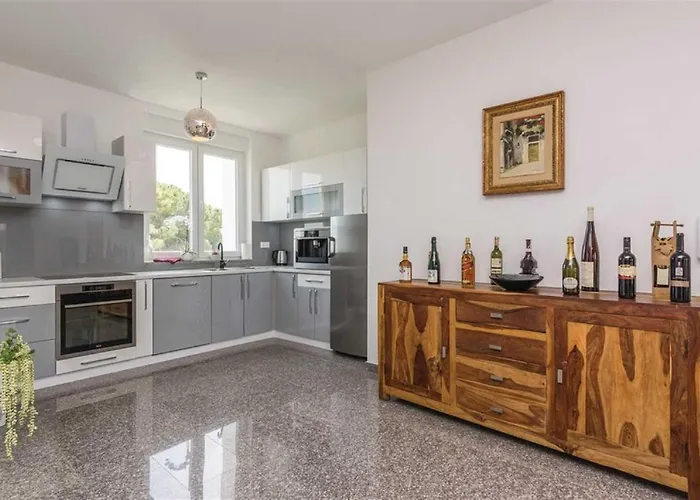 Βίλα Panorama With Rooftop Pool *